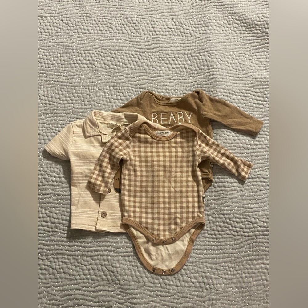 ✨Rabbit + Bear Baby 3-Piece Clothing Set – Plaid, Striped & “Beary Cute”.✨